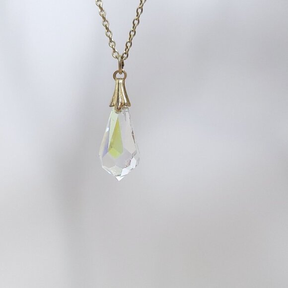 Vintage Sarah Coventry Gold Tone Teardrop Pendant Necklace 19 inches long - Picture 12 of 14